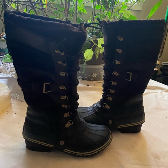 Women’s Size 7 Sorel Conquest Carly Winter Snow Boots - Picture 1 of 4